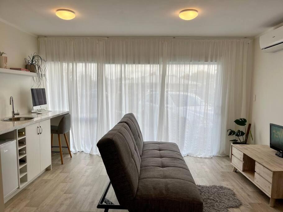 Papamoa Beach Studio Oasis Exterior photo